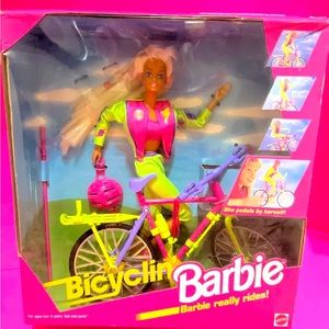 Bicyclin' Barbie Doll 1993 Mattel #11689 NRFB